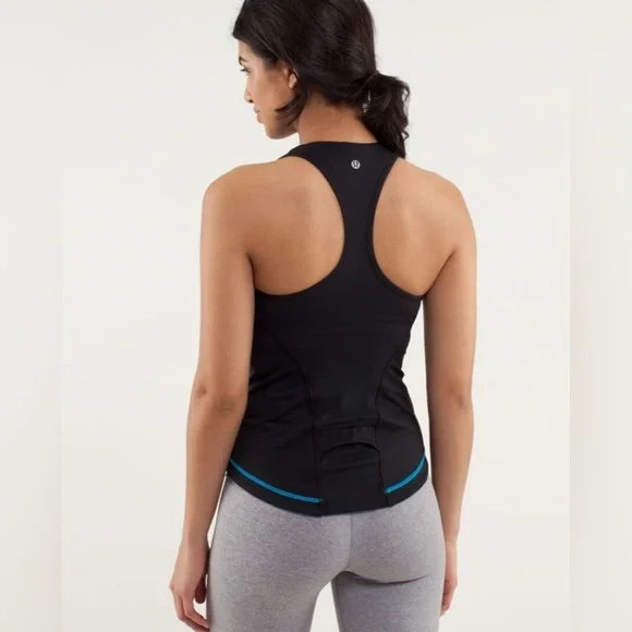 Lululemon tank size 2 - Picture 2 of 5